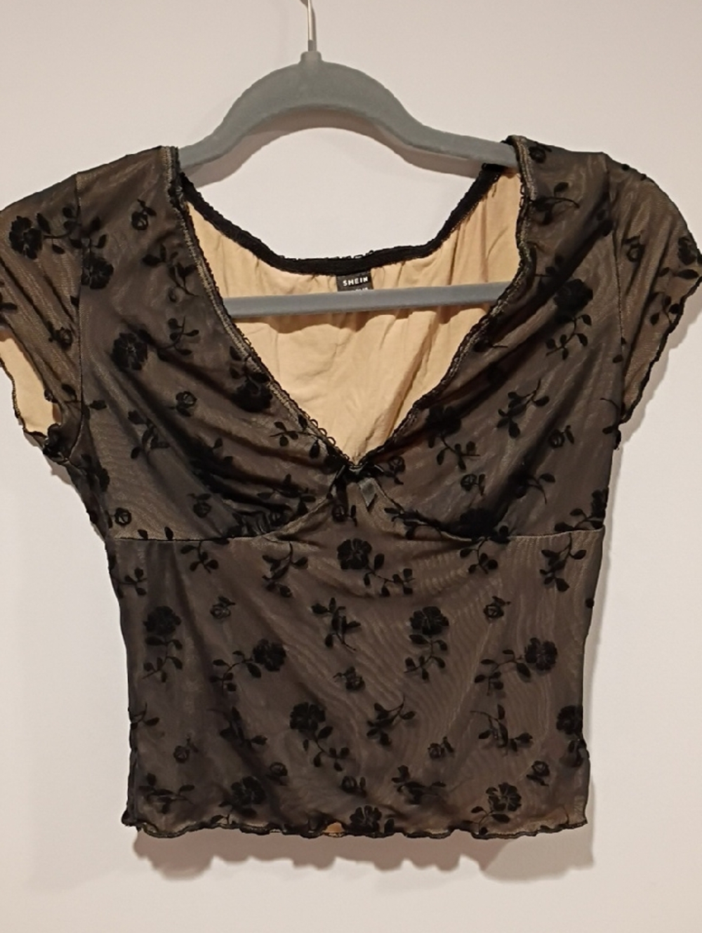 SHEIN Black Floral Mesh V-Neck Short Sleeve Top